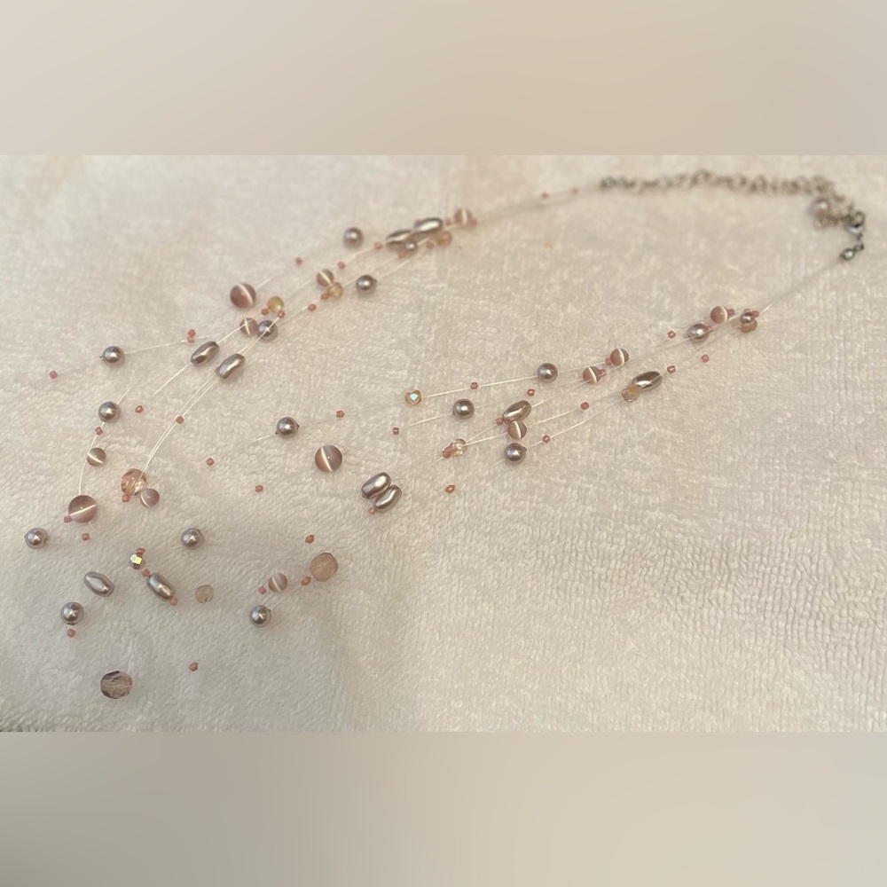 Necklace beaded w/ pink, silver, clear beads, w/ silver tone clasp